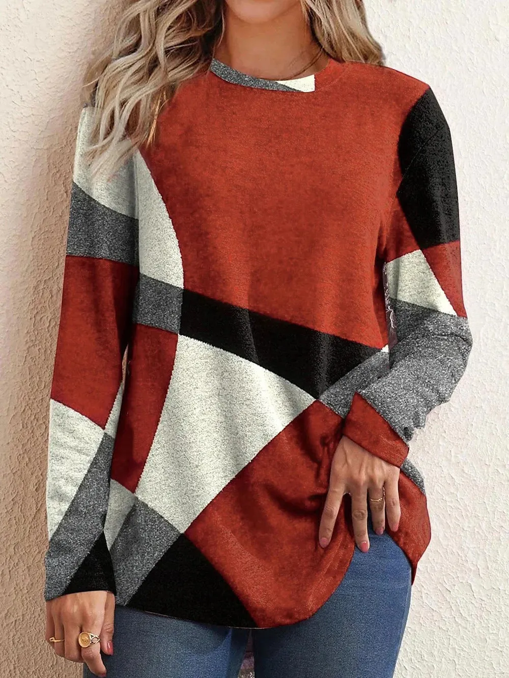 Geometric print contrast long-sleeved T-shirt